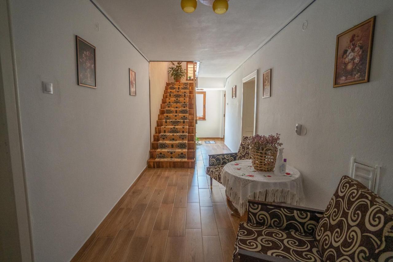 Doi Bujori Apartment Alba Iulia Ngoại thất bức ảnh